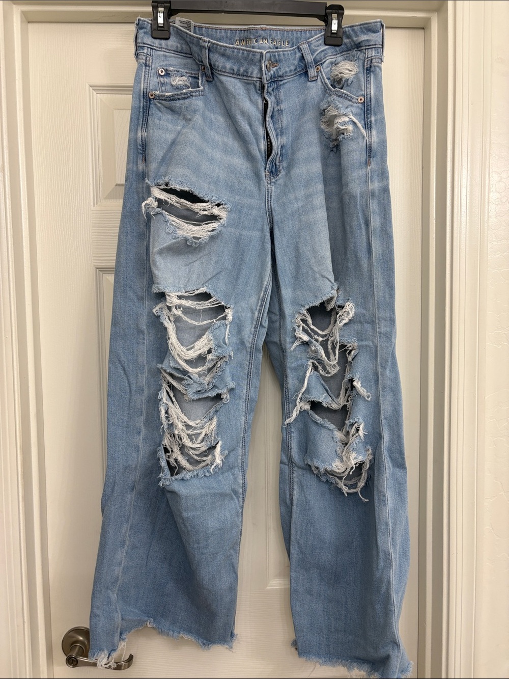 American Eagle Outfitters Light Wash Distressed Jeans - Super High Rise Baggy